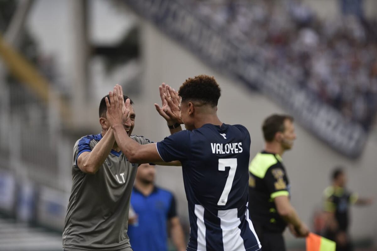 Talleres se acercó al líder River
