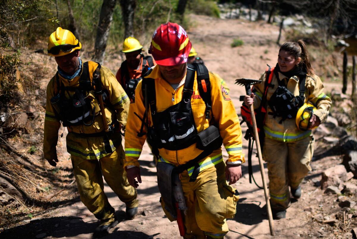 Bomberos Voluntarios de Pérez recibieron al Jefe Escuadrón 46 Rosario-Victoria
