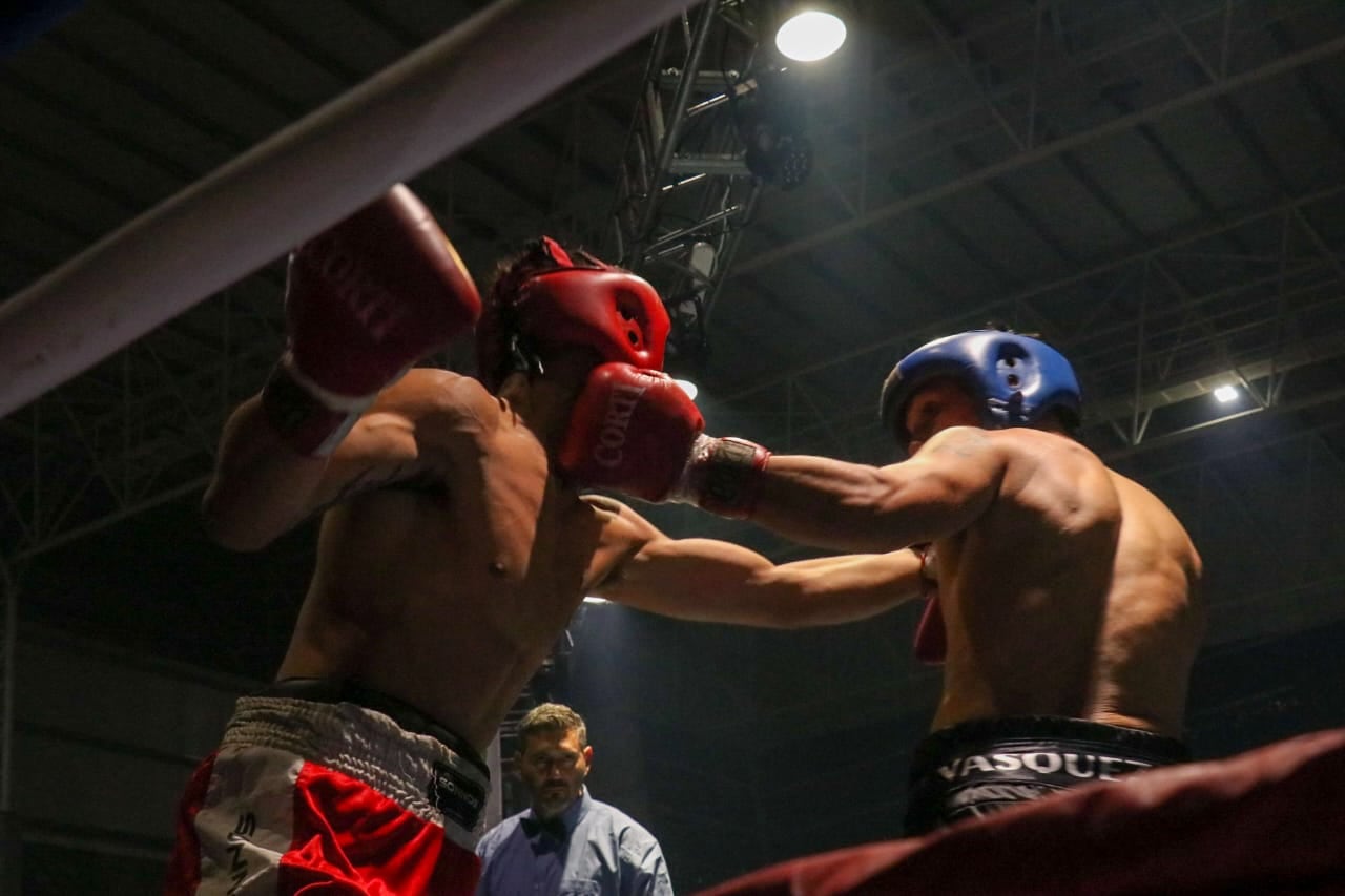 Boxeo en el Polideportivo Municipal de Tres Arroyos