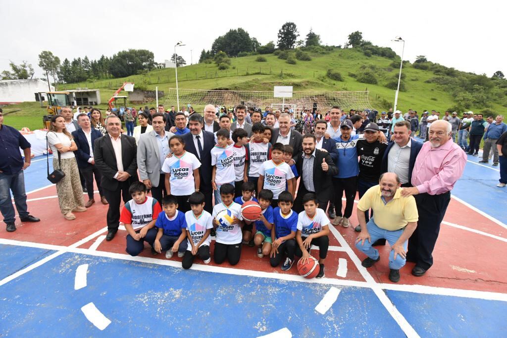 Inauguración del Polideportivo.