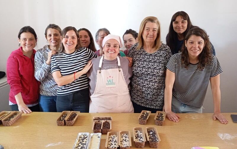 Exitoso taller de Repostería en la Dirección de Mujeres, Género y Diversidad