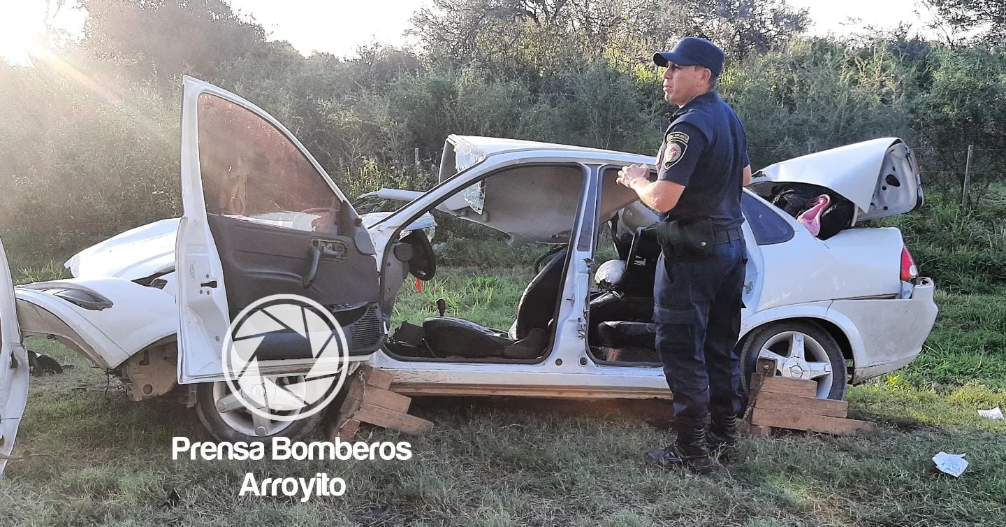 Accidente entre un Chevrolet Corsa y un camión Iveco en El Fuertecito