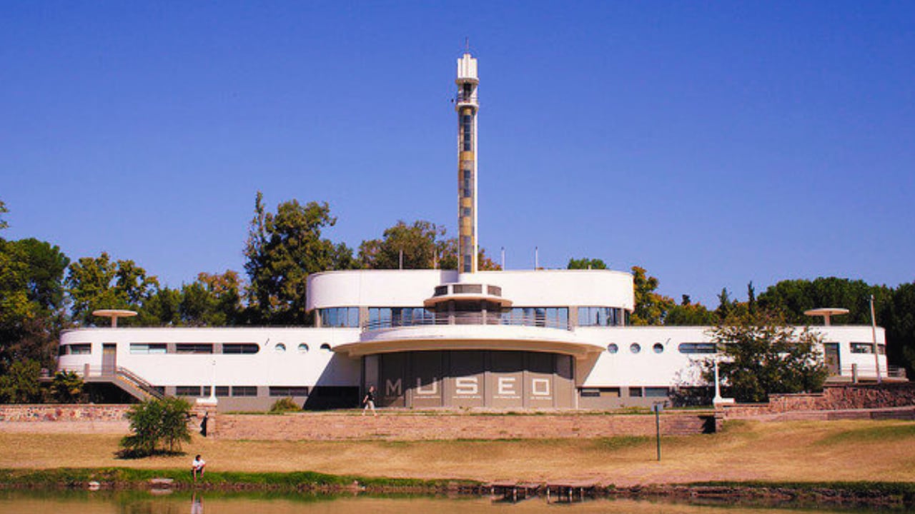 El Museo Moyano es un lugar único e increíble para conocer más sobre las ciencias naturales y la antropología