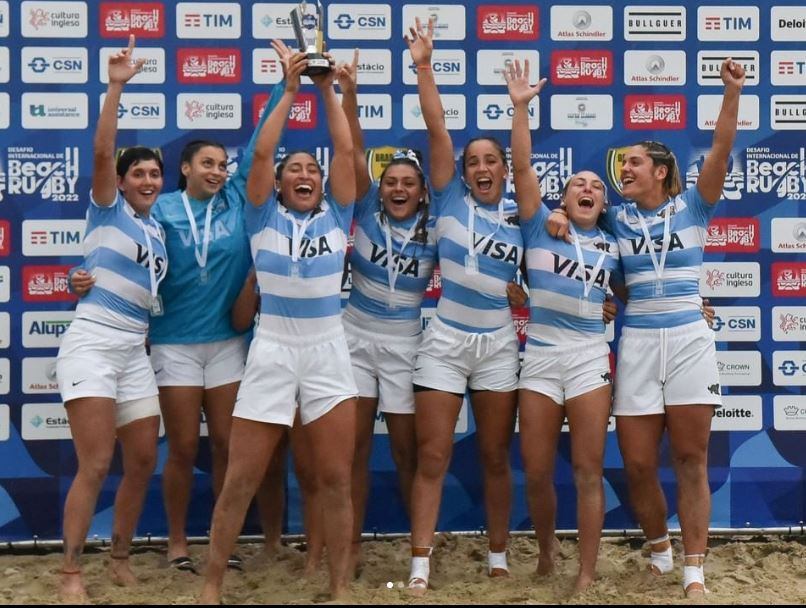 Yaguareté campeonas en el torneo de playa en Brasil.