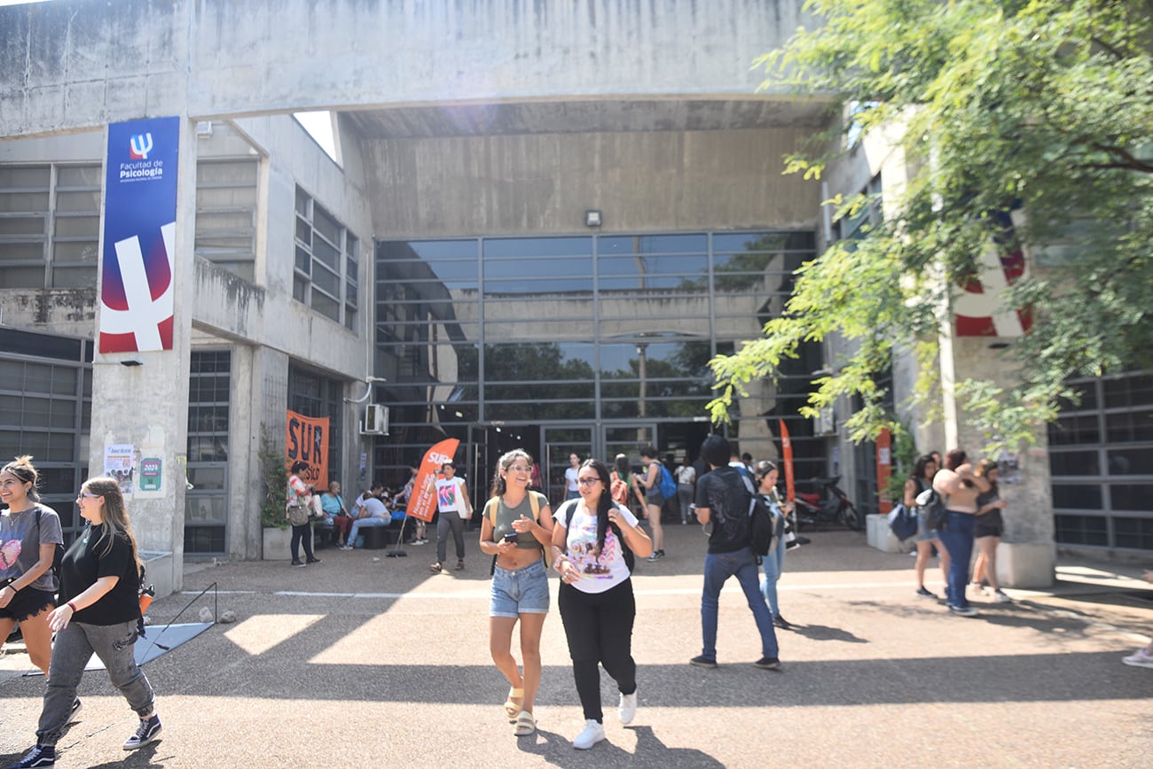 Comenzaron los cursos de ingreso a las carreras de la UNC.