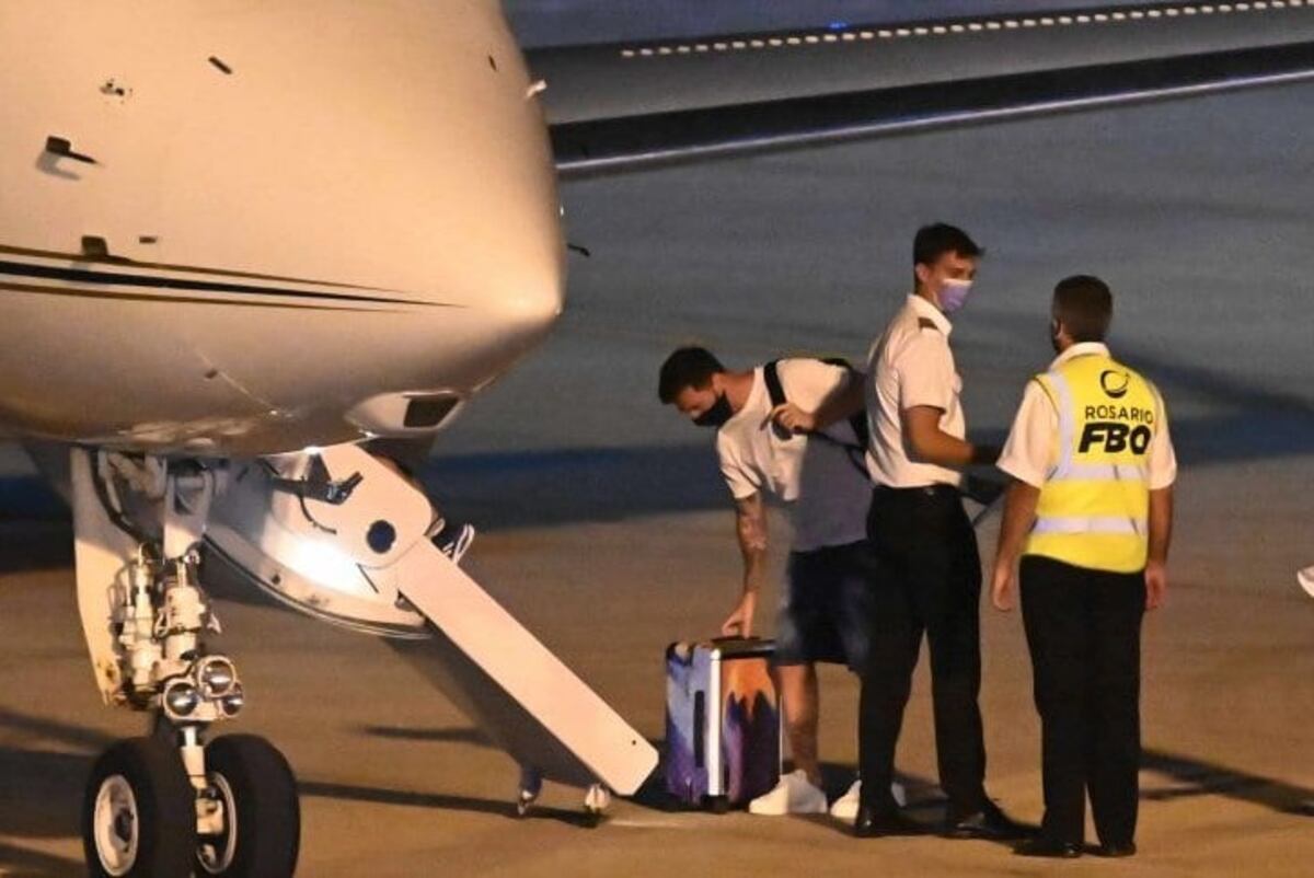 Lionel Messi dio negativo en el test de coronavirus y volvió a París para sumarse al PSG