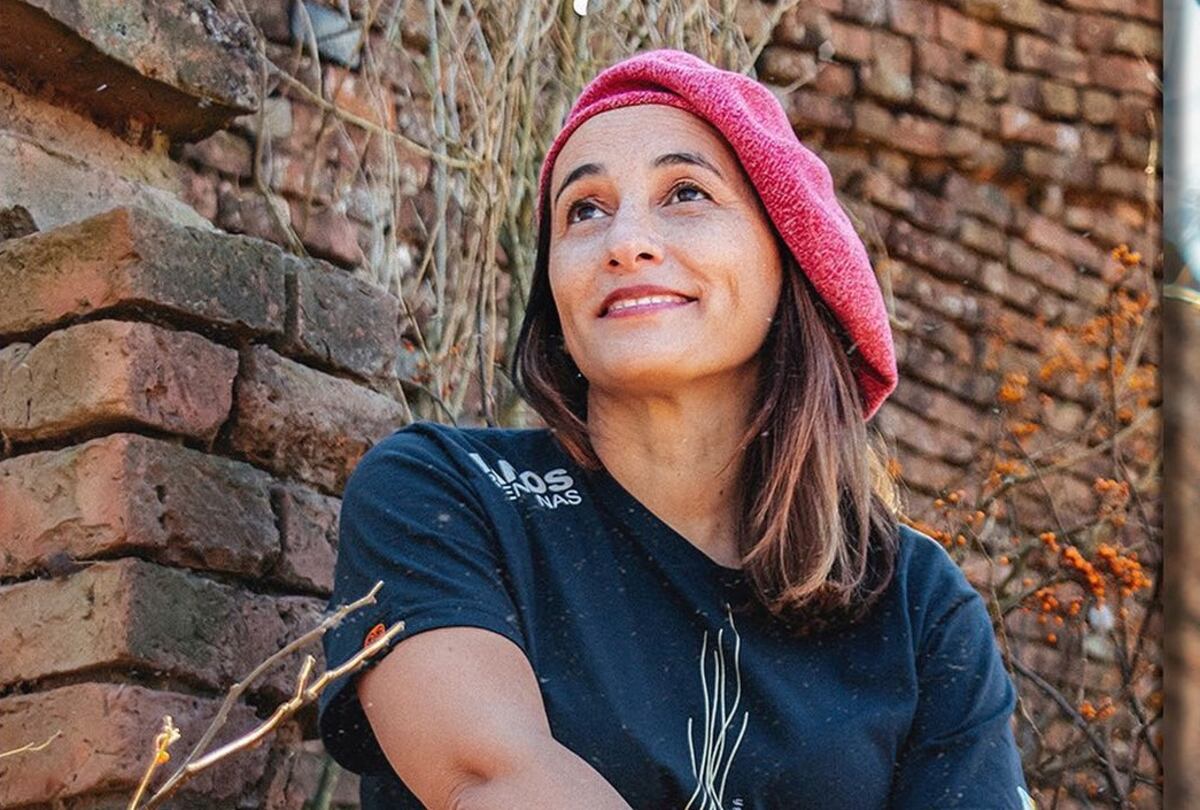 Jaquelina Lencinas presentó el primer tema de su trabajo “Raíces de un sueño”