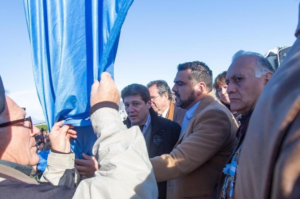 Acto central del 2 de Abril que tuvo lugar en la plaza Islas Malvinas.