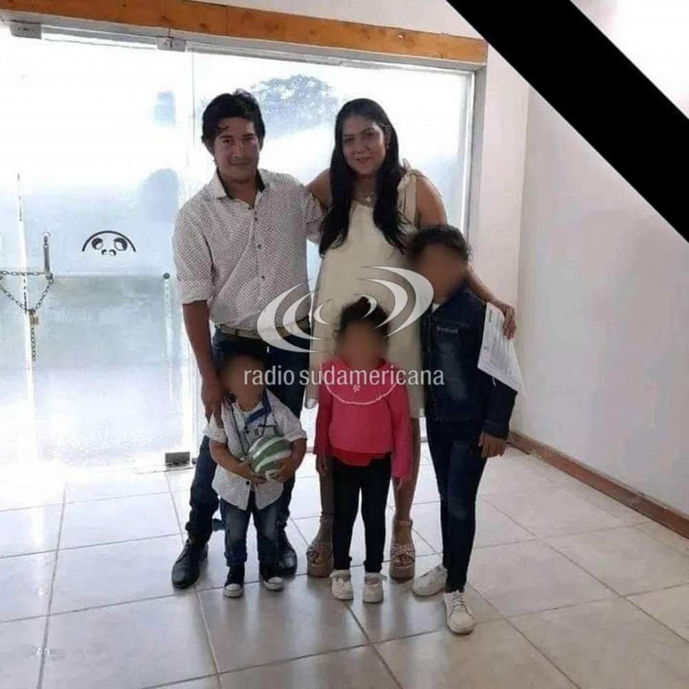 La pareja tenía tres hijos.