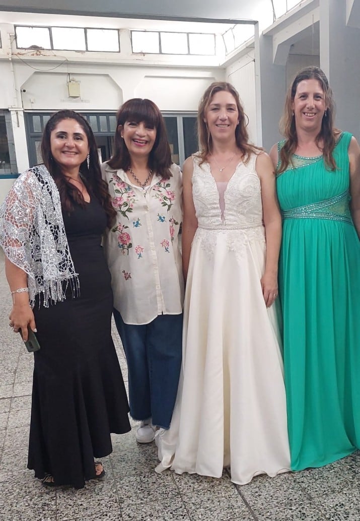 Viviana, la novia mendocina que fue a votar luego de su fiesta de casamiento.