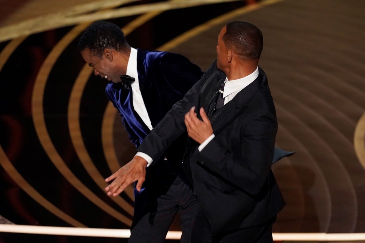 Will Smith y Chris Rock en los Premios Oscar 2022.