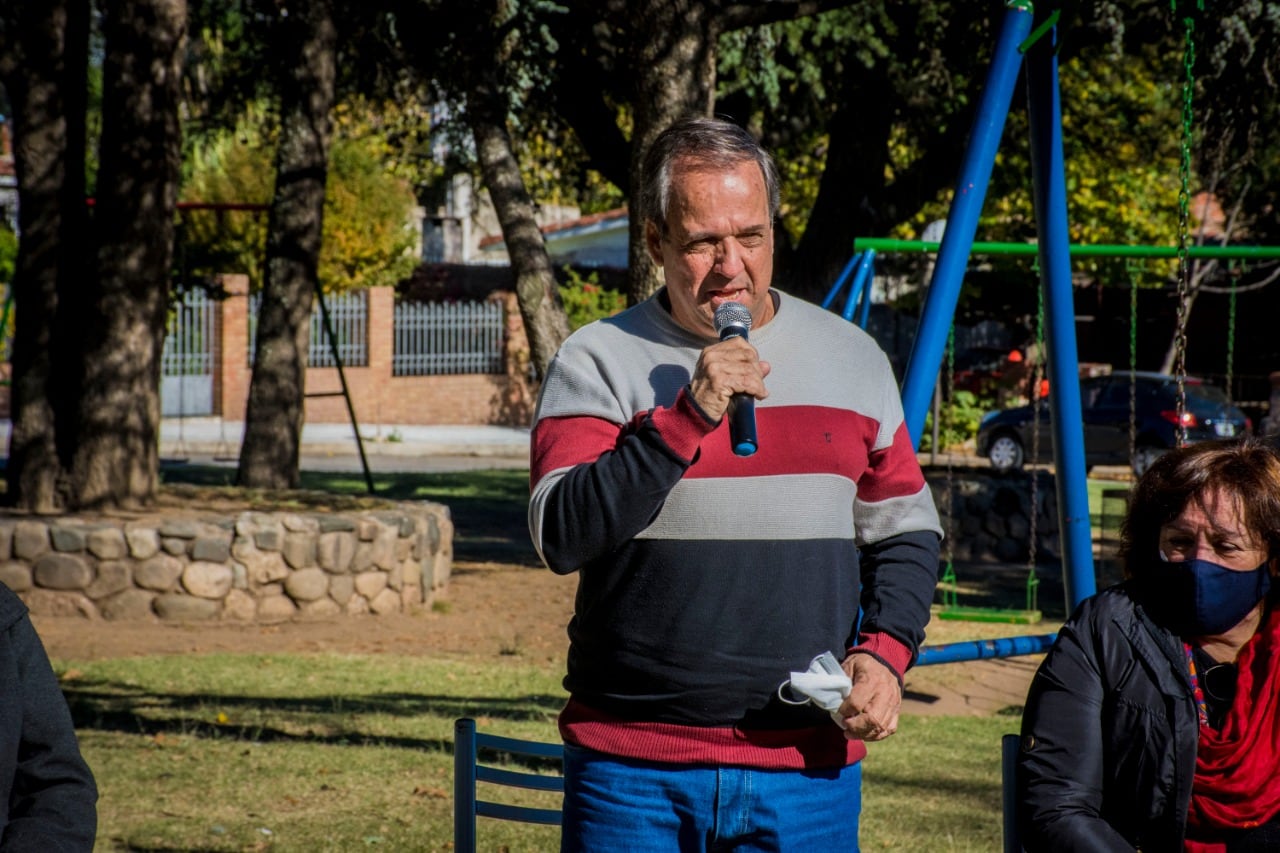 "El profe" Jorge Álvarez, candidato a Defensor del Pueblo "adjunto" de Villa Carlos Paz.