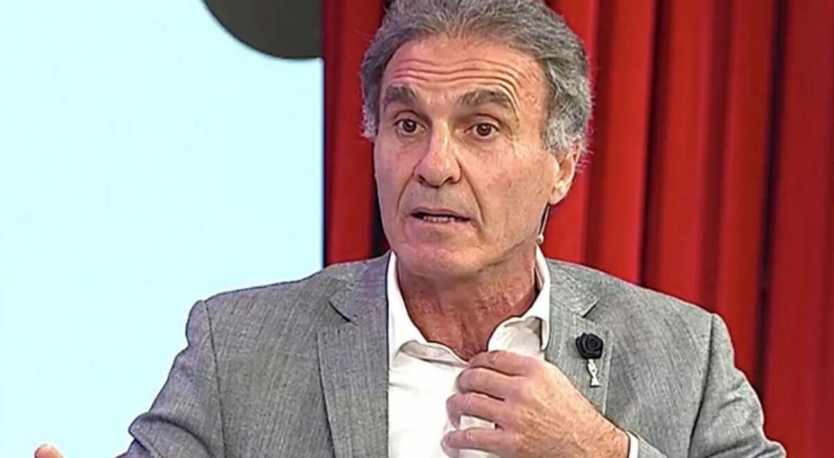 Oscar Ruggeri elogió a Miguel Ángel Russo: “Hay que darle mérito, no sé quién pone tres pibes juntos en Boca”
