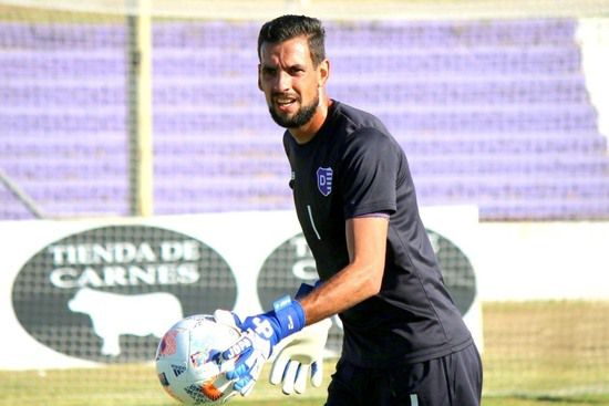 Emanuel Bilbao, arquero de 32 años, llegó como refuerzo de Instituto (Prensa Villa Dálmine).