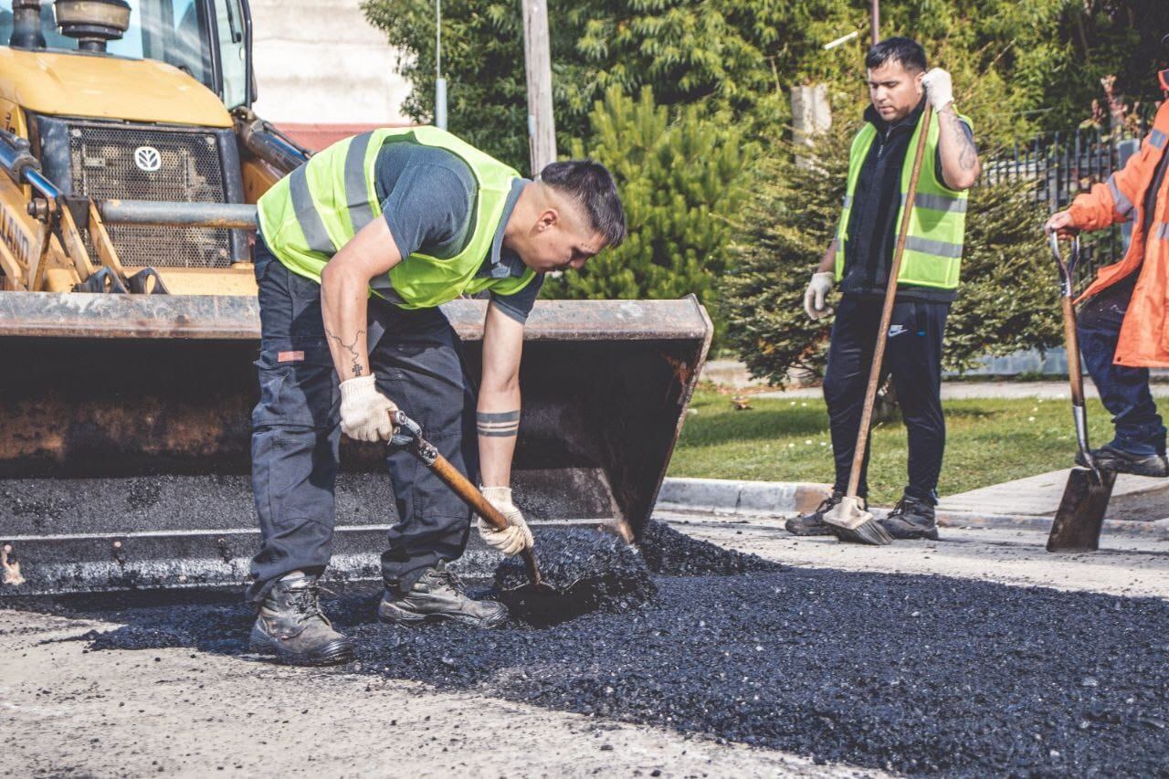 Ushuaia: repavimentación en un sector de Avenida Alem