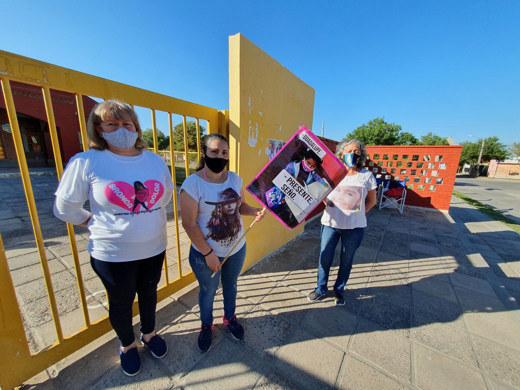 Campaña para visibilizar la desaparición de Guadalupe Lucero en la Escuela Puertas del Sol