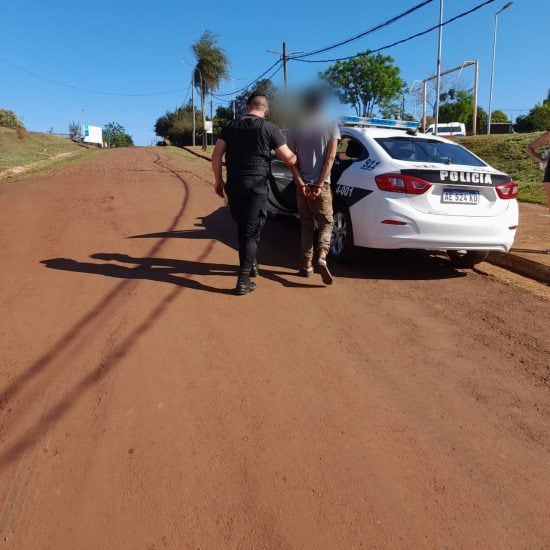 Oberá: detienen a un joven acusado de violentar a su madre.