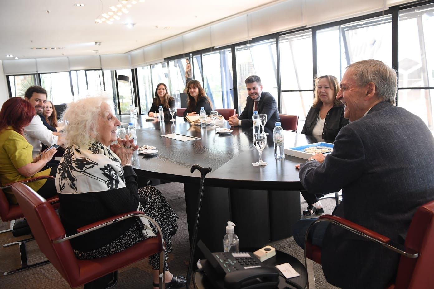 Schiaretti recibió a Estela de Carlotto en el Panal.