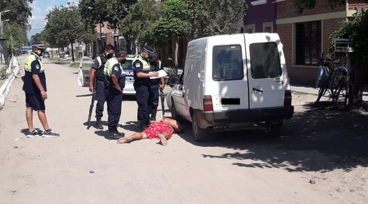 Inseguridad: estaba prófugo desde el 2018 y lo encontraron mientras cargaba nafta