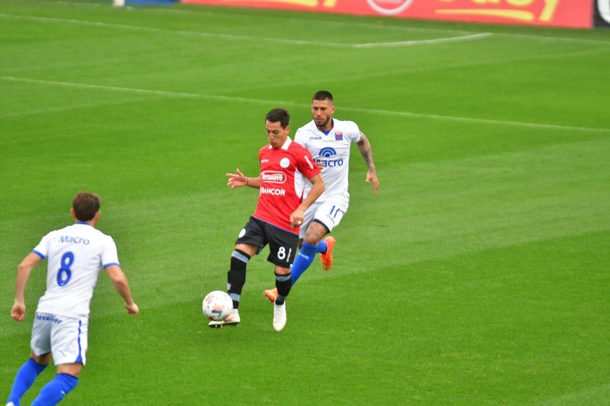 Belgrano empató sin goles ante Tigre en Victoria y sigue cerca de los puestos de clasificación