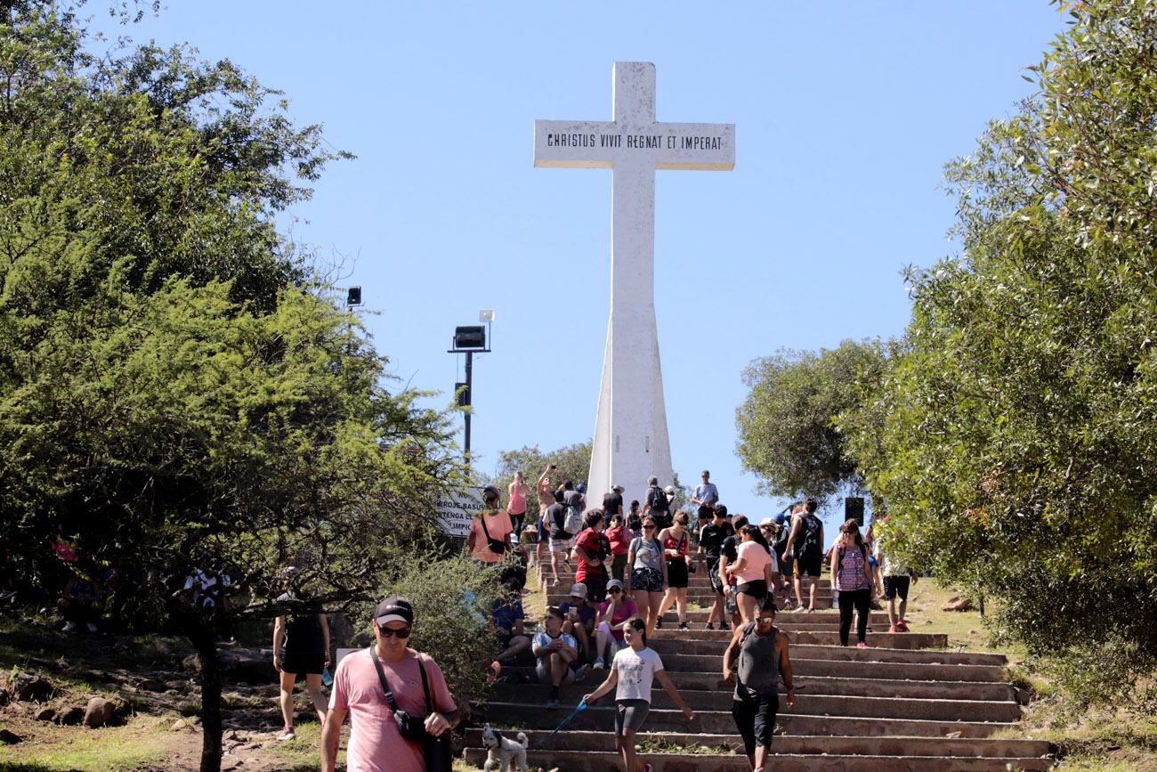 El fin de semana extralargo por Semana Santa comenzó de la mejor manera para varias ciudades y provincias turísticas de todo el país por el alto porcentaje de ocupación hotelera.  (La Voz)