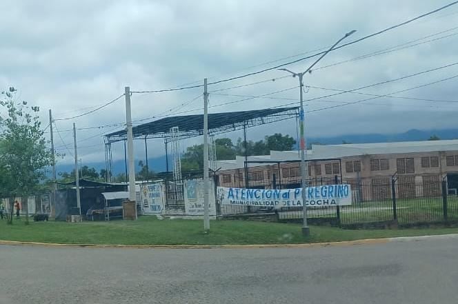 Posta para peregrinos en la entrada de La Cocha.