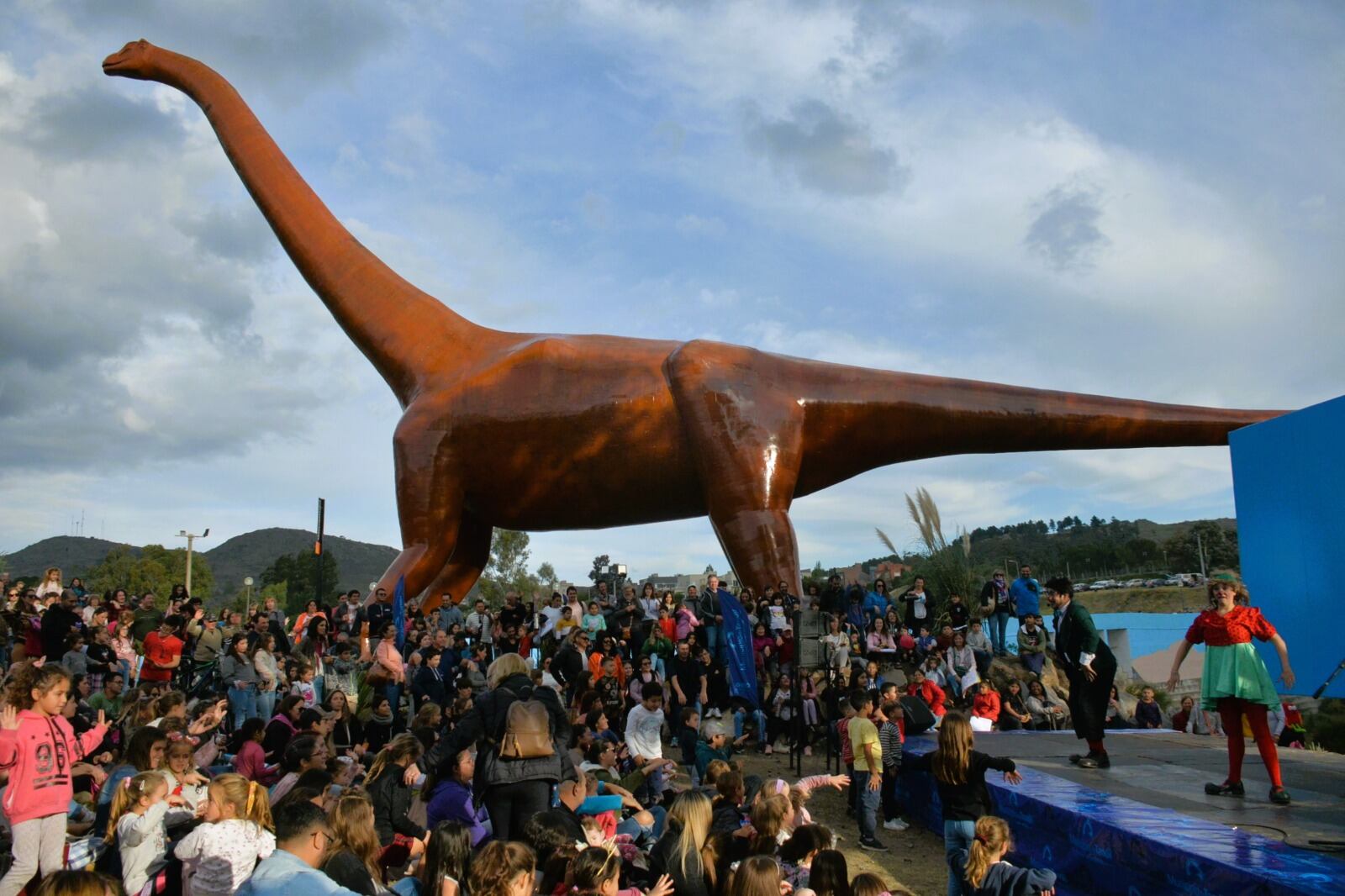 Así fue la inauguración de la escultura más grande de la ciudad de Tandil