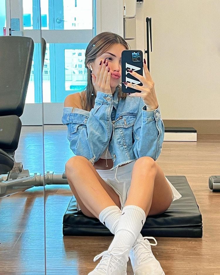 El look de Agustina Agazzani desde los Estados Unidos