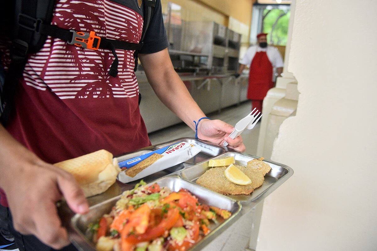 Almuerzos desde $1.100 para estudiantes de Córdoba: cómo y dónde anotarse