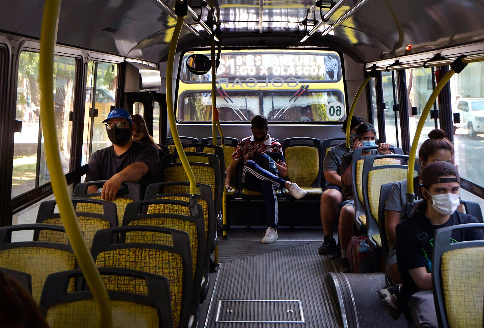 Manzur habló sobre los subsidios al transporte del interior