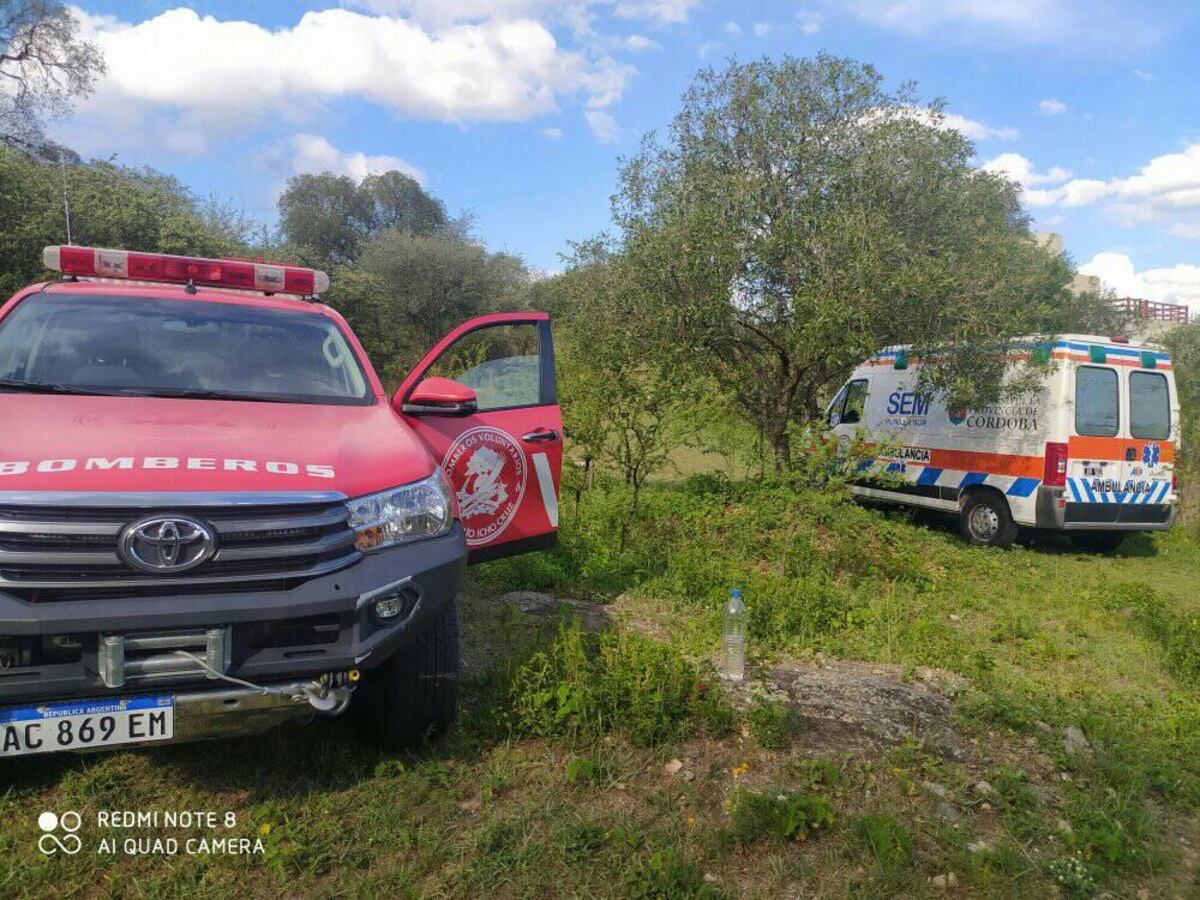 Un hombre hospitalizado tras sufrir una caída en la Playa de los Hippies en Cuesta Blanca