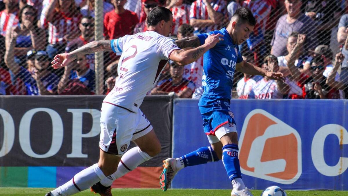Unión empató con Lanús y luego se desataron disturbios afuera de la cancha