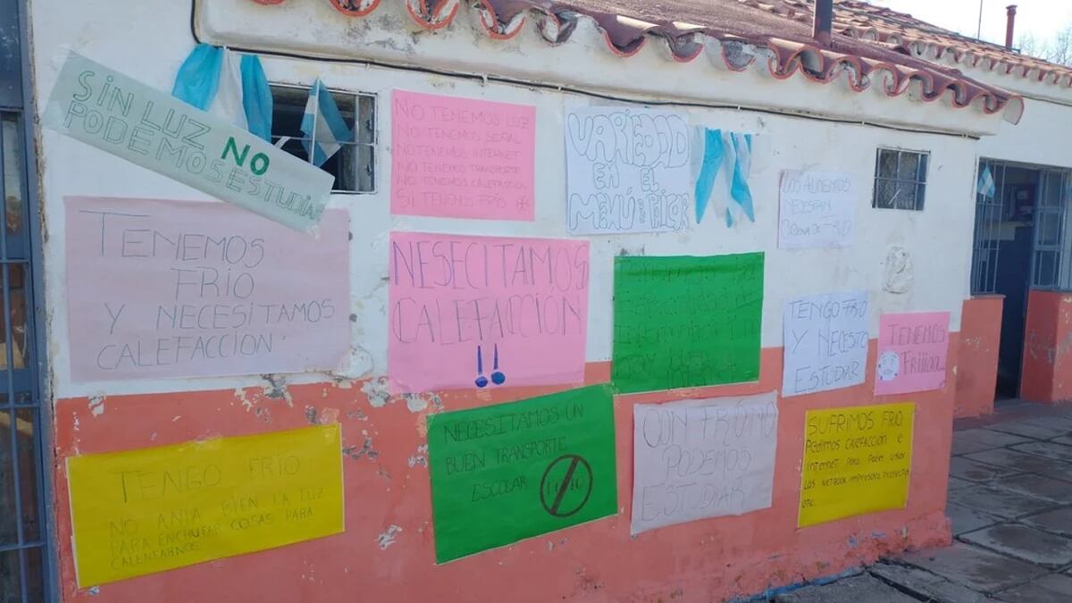 Norte de Córdoba: la escuela rural de La Argentina, sin clases por falta de luz, calefacción y vidrios