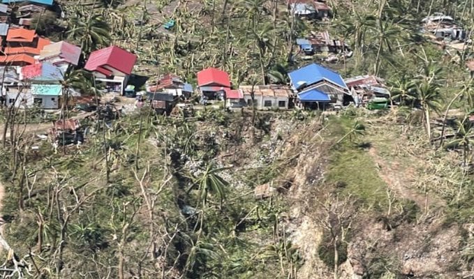 Los destrozos materiales que afectaron a la región por el paso del tifón Rai.