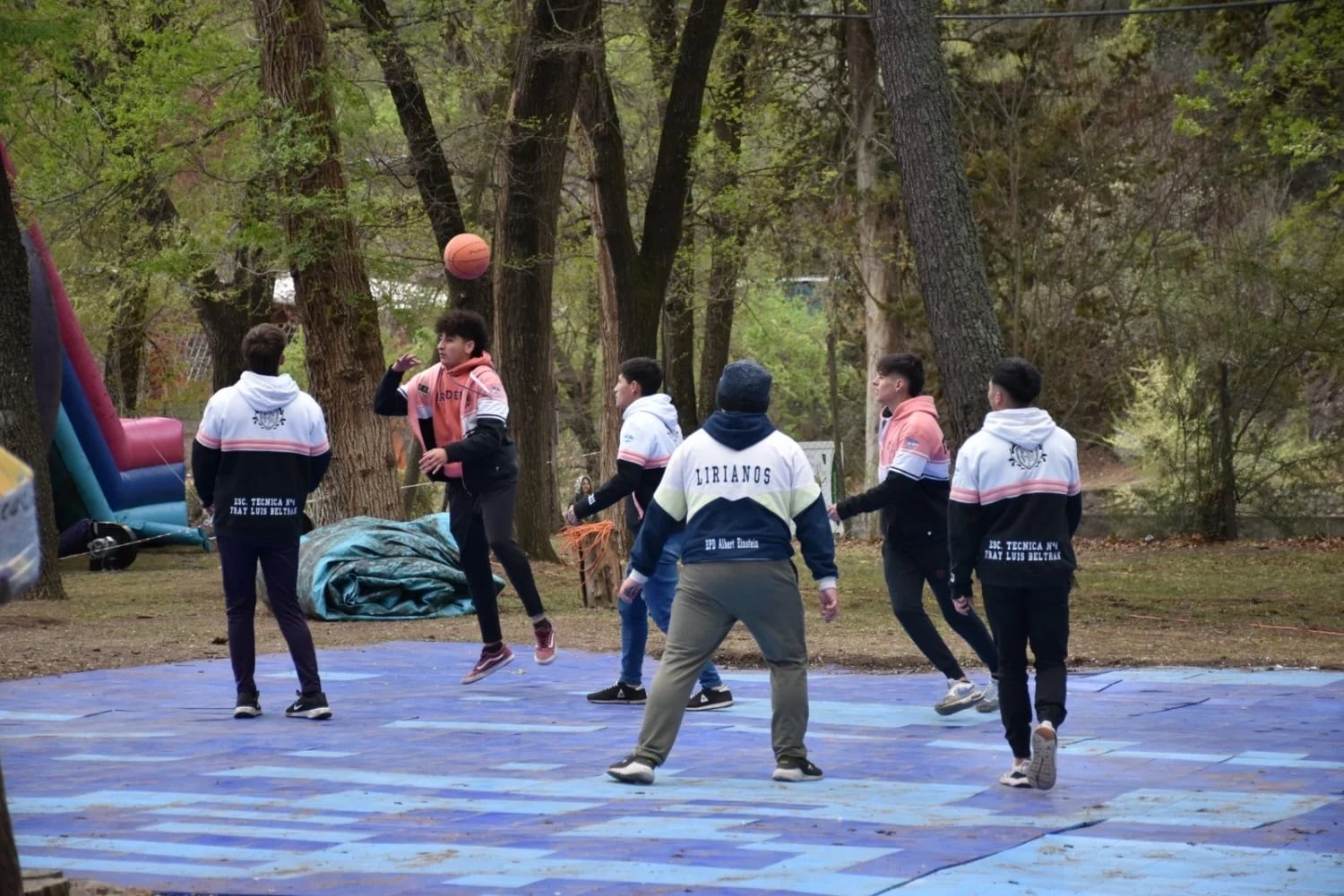 Estudiantes en El Trapiche