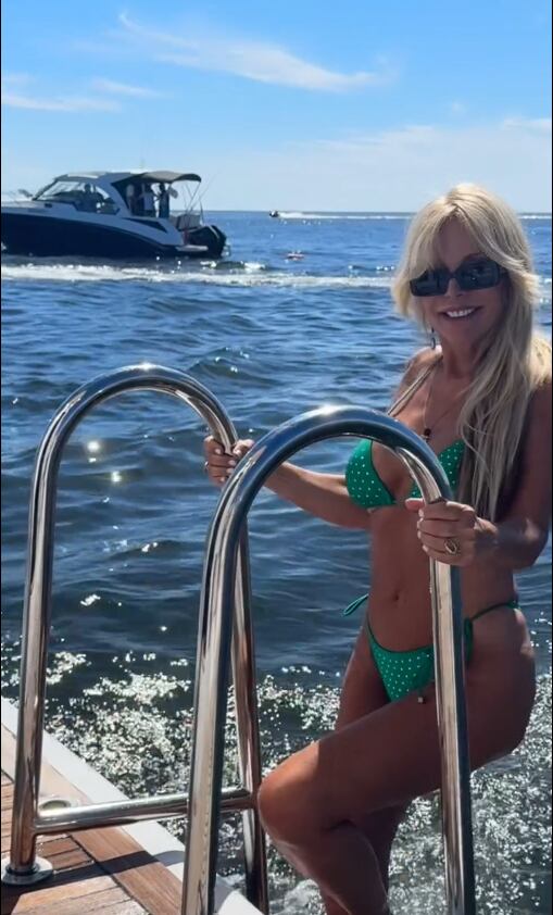 A los 71 años, Graciela Alfano deslumbró en microbikini verde y encendió las redes