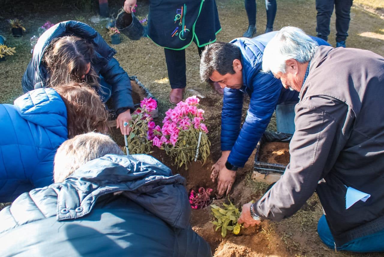 Se llevó a cabo la inauguración del primer espacio por el Día de la Memoria en Tolhuin.