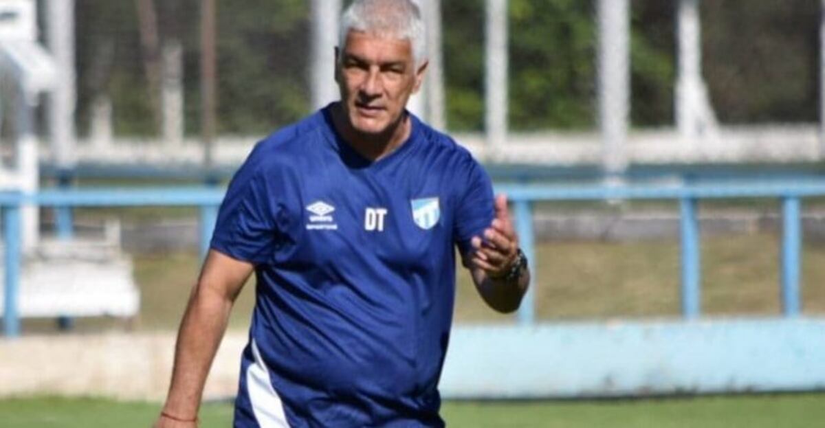 Omar De Felippe: “Necesitábamos sumar de a tres”