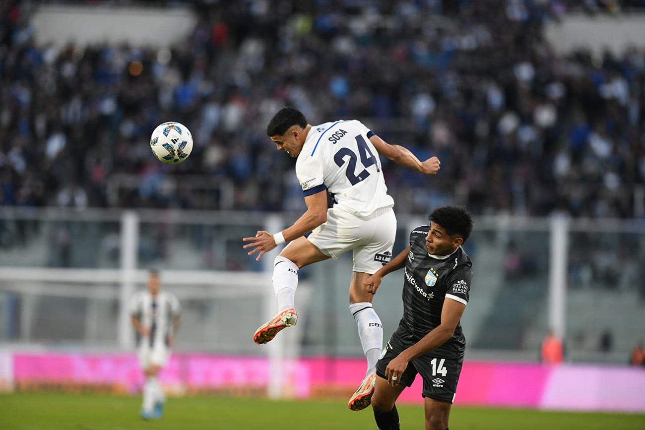 Talleres 2 y Atlético Tucumán 0, en duelo por la segunda fecha de la Liga Profesional 2024, en el Kempes. (Ramiro Pereyra / La Voz)