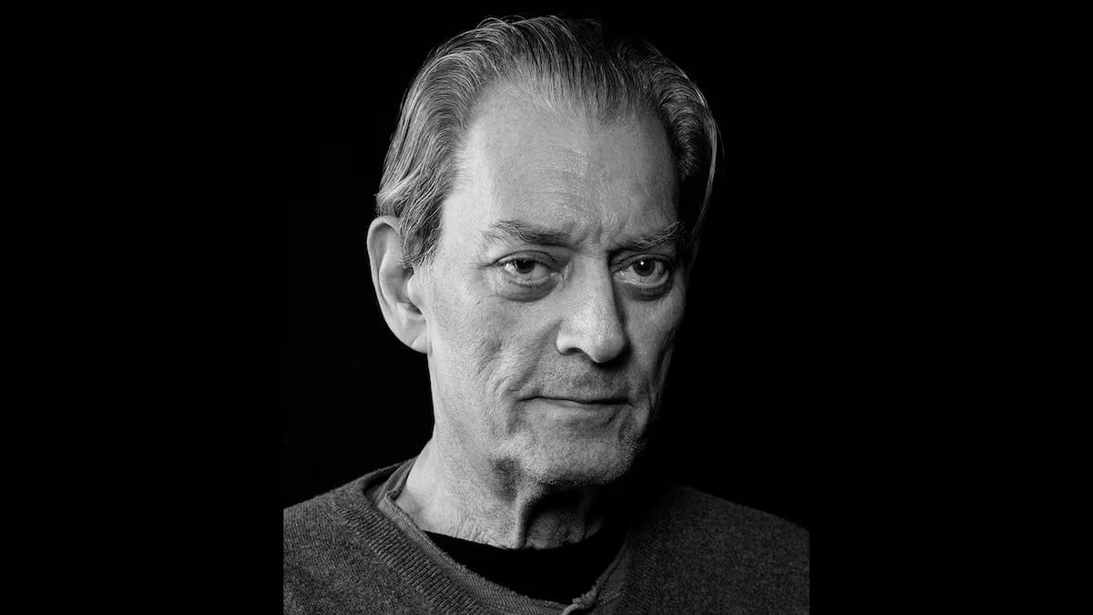 Paul Auster falleció a sus 77 años tras su batalla contra el cáncer de pulmón.