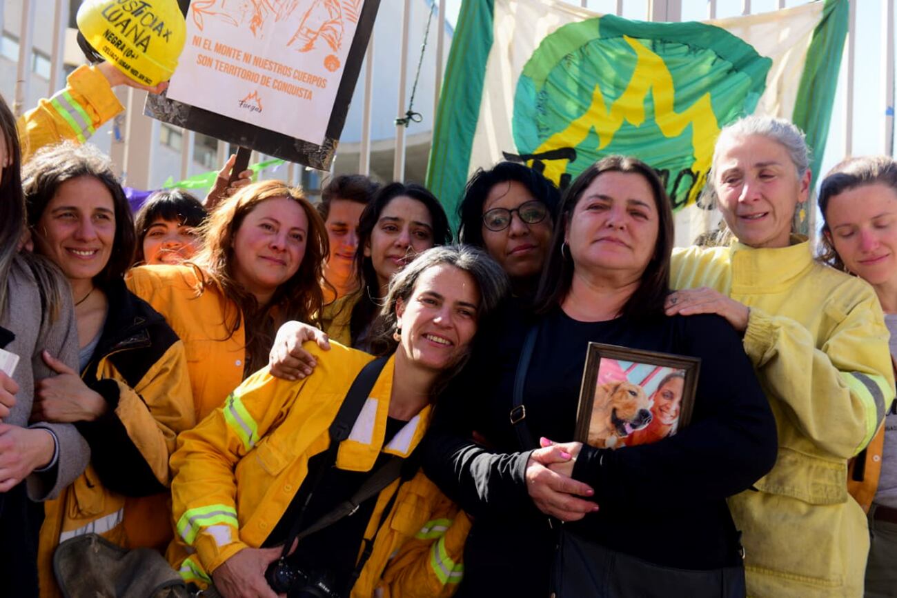 Familiares de Luana Ludueña tras la condena.