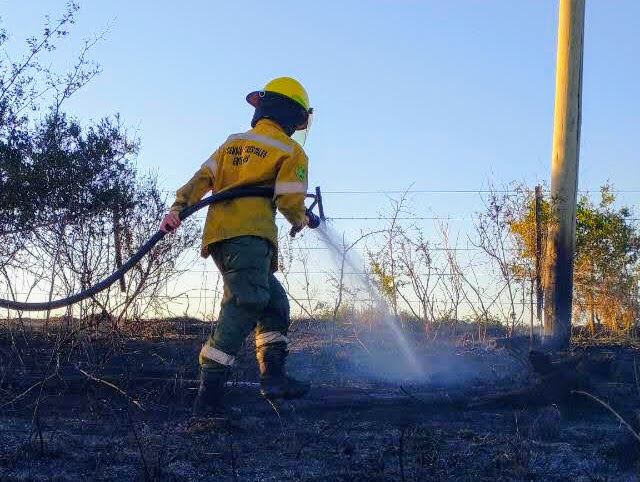 Macarena Barrios la bombero de Larroque le salvó la vida a su compañero de cuartel.