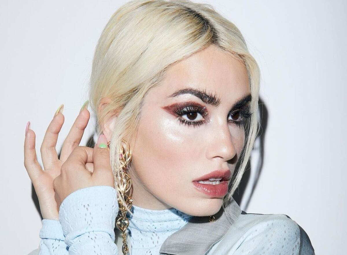 Lali Espósito inició la semana con un video retro de su adolescencia: “Feliz lunes”