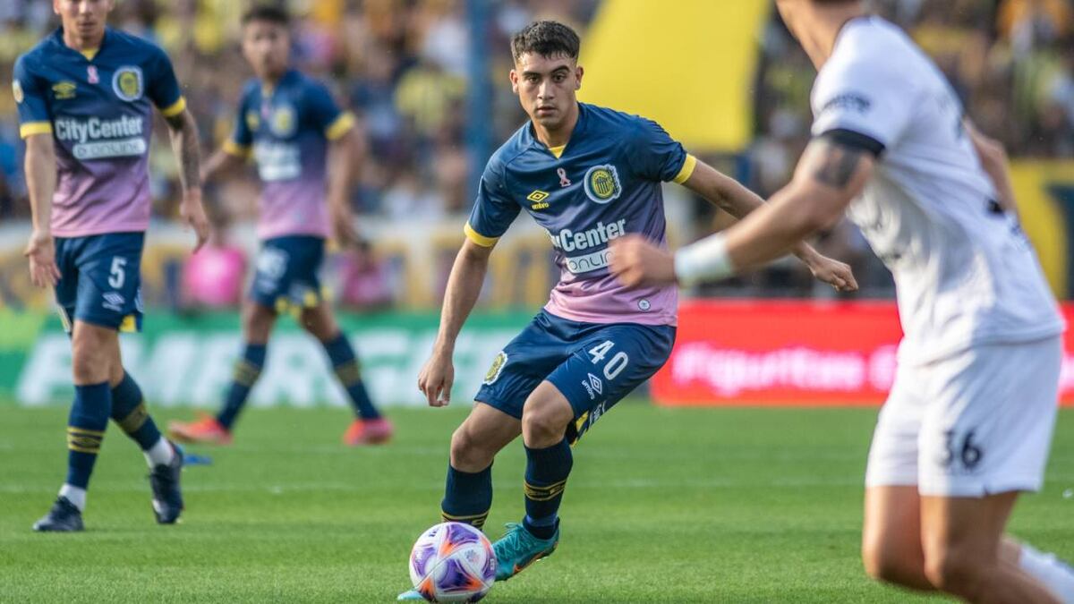 Brighton le presentó a Rosario Central una nueva oferta por Facundo Buonanotte