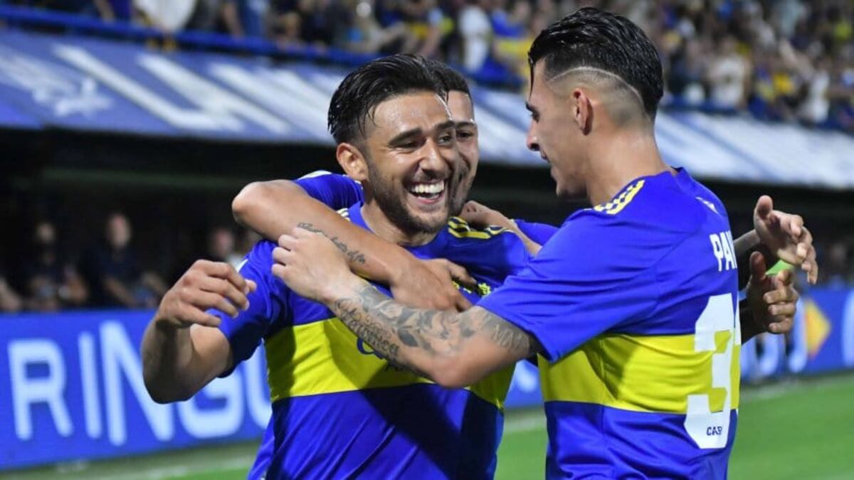 Boca goleó 8-1 a Central Córdoba en una noche muy emotiva y a puro festejo