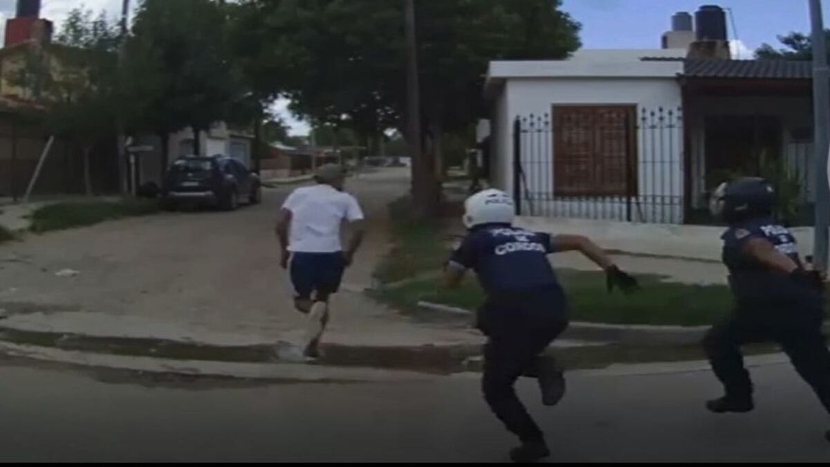 Córdoba: evadió un control policial e hizo un maratónico intento de escape