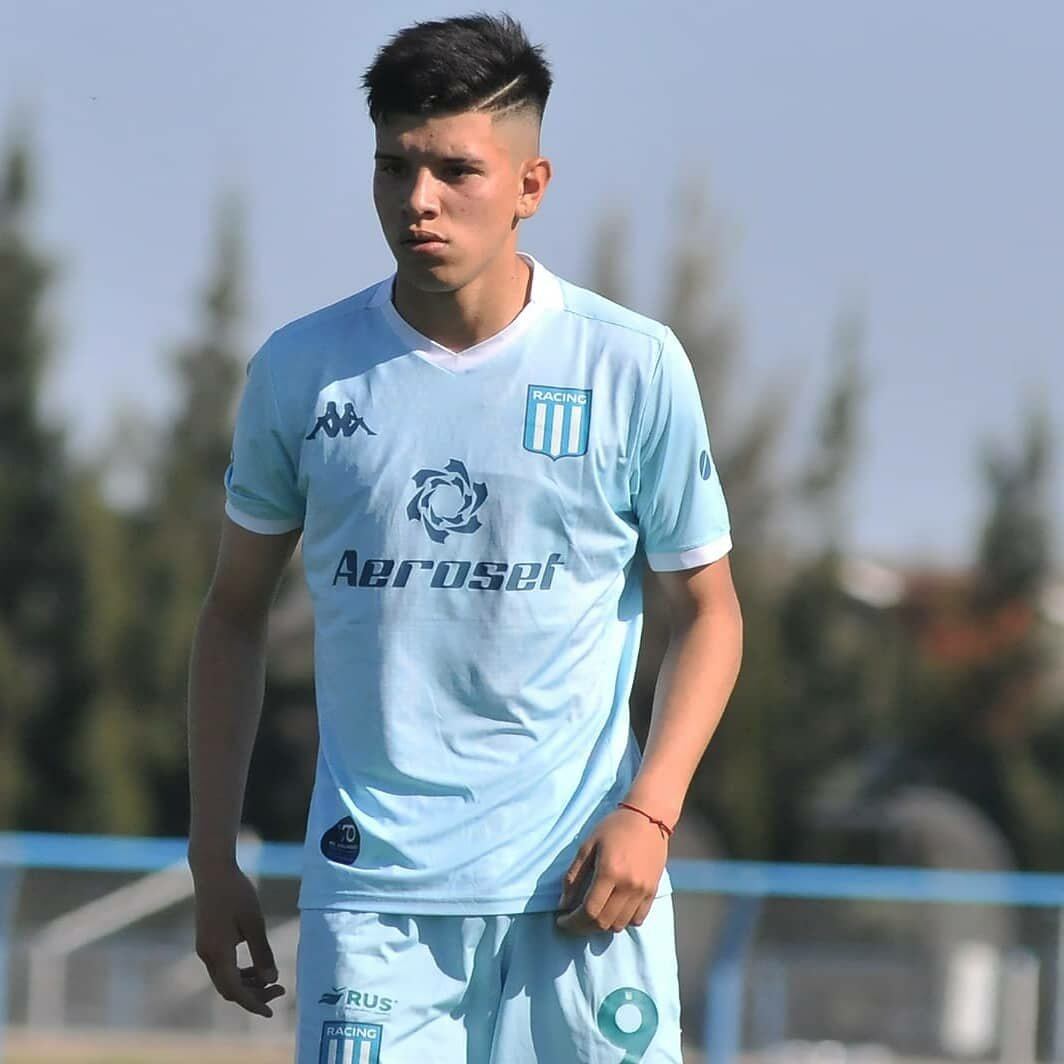 Lautaro Ronchi, futbolista de las inferiores de Racing, continúa internado en el Hospital de Emergencias Clemente Álvarez.