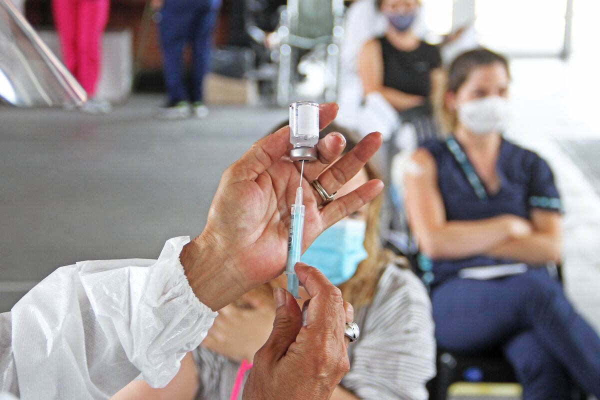 Los casos de coronavirus siguen subiendo en Santa Fe, que registró 1.524