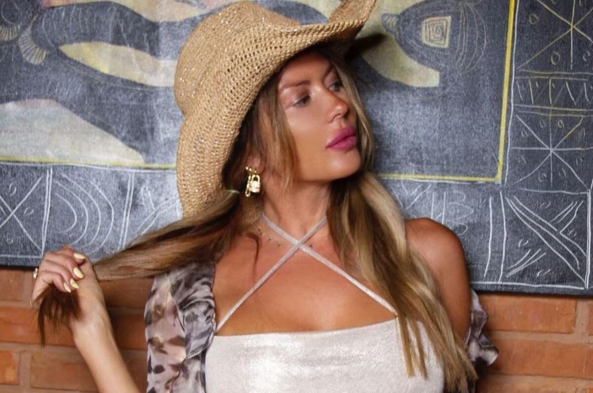 Karina Jelinek realizó una producción de fotos y causó furor entre sus fans