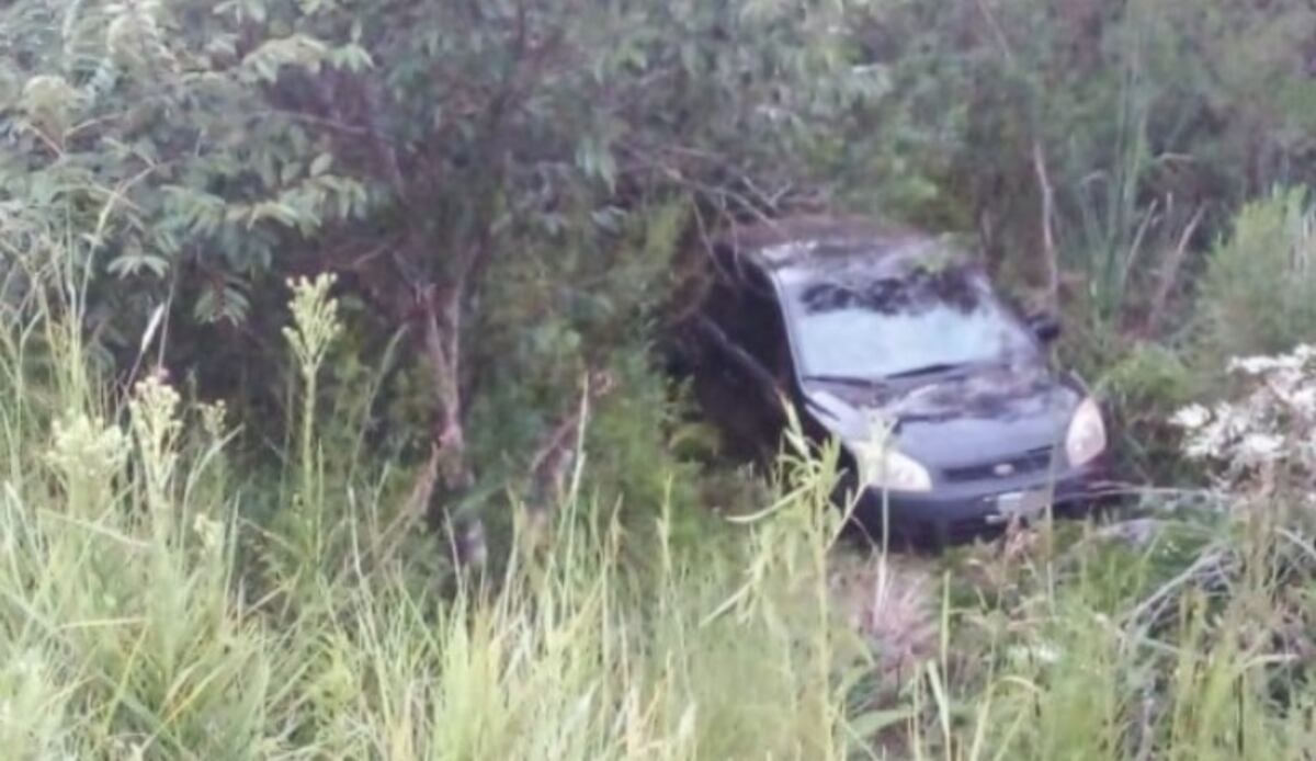 Alem: volcó con su automóvil y terminó herido de levedad